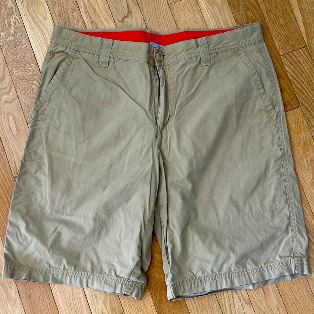 Columbia Shorts